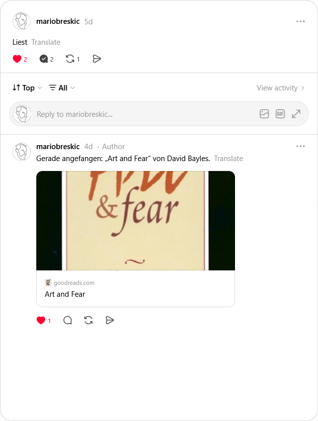 Threads-Ansicht: Unter dem Anker-Post „Liest“ steht eine automatisch veröffentlichte Antwort mit Buchtitel und Link.